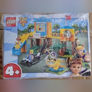 Toy Story 4 Building Set with Slide and Characters